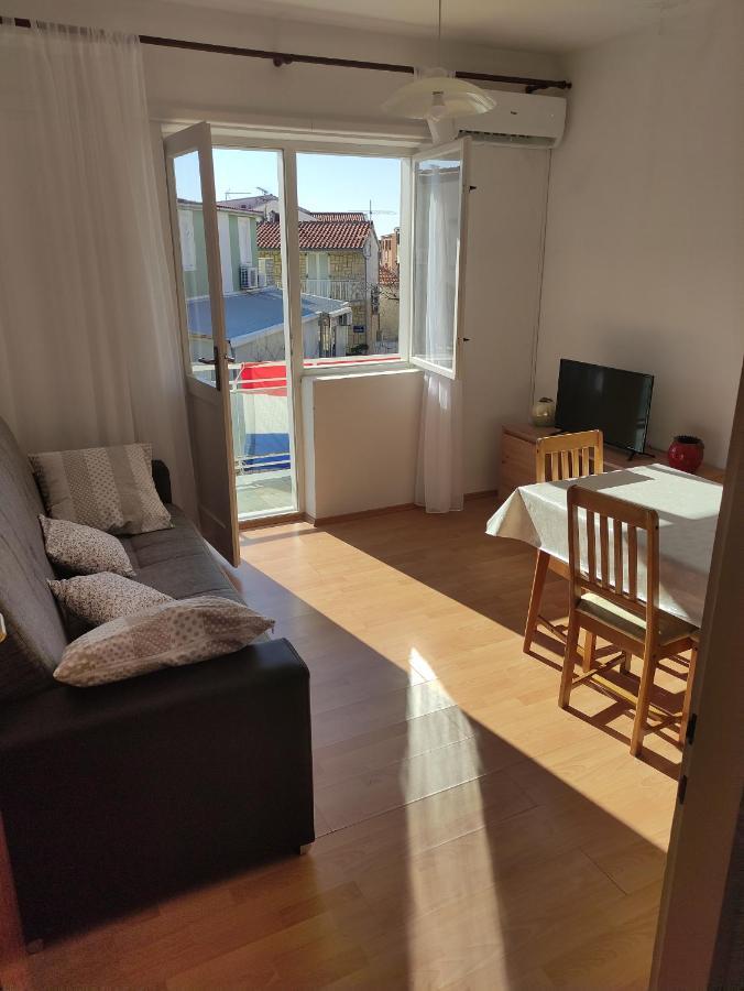 Apartment Landeka Primošten Esterno foto