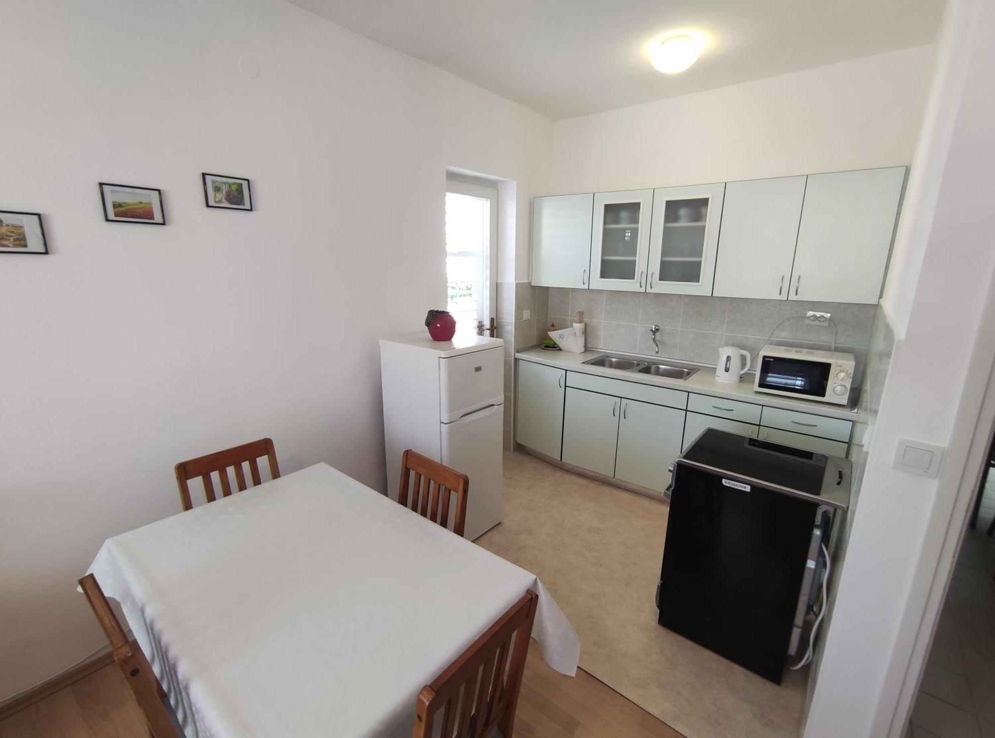 Apartment Landeka Primošten Esterno foto
